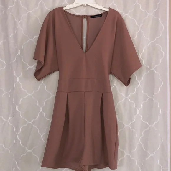 Boohoo | Pants & Jumpsuits | Boohoo Blushdusty Rose Color Kimono Sleeve  Romperexcellent Dress | Poshmark